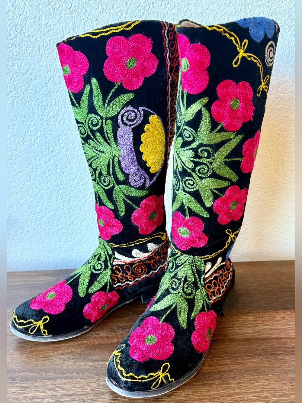 Embroidered Black Knee-High Boots with Pink Floral Motif